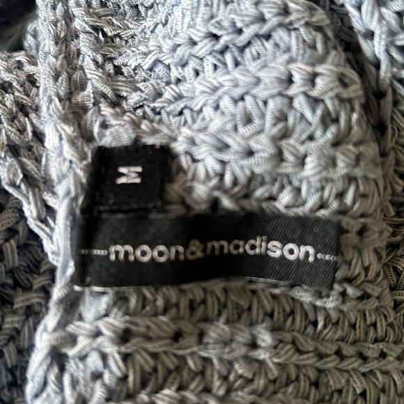 Moon & Madison Sweater Tank Swank top Medium - Picture 6 of 6